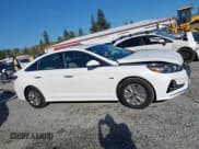 ✅ 2019 Hyundai Sonata SE • VIN: KMHE24L30KA091826 • Lot: 43276520. Wystawiony na IAAI z przebiegiem 72 854 mil. Bezpłatny archiwum sprzedaży aukcyjnych z USA i szczegółowy raport historii pojazdu na DreamBid. Zdjęcie 13.