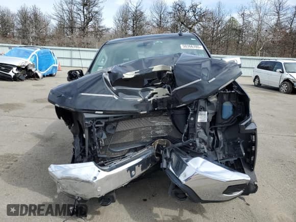 ✅ 2020 Chevrolet Silverado 1500 LTZ • VIN: 3GCUYGEL3LG303845 • Lot: 50366785. Wystawiony na Copart z przebiegiem 63 847 mil. Bezpłatny archiwum sprzedaży aukcyjnych z USA i szczegółowy raport historii pojazdu na DreamBid. Zdjęcie 5.