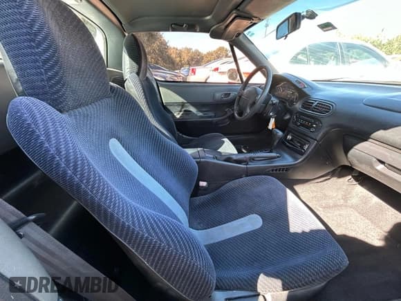 ✅ 1995 Honda Civic • VIN: JHMEG1247SS005497 • Лот: 92729955. Опубликован ранее на Copart с пробегом 157 684 миль. Бесплатный доступ к архиву аукционных продаж из США и подробный отчёт об истории автомобиля на DreamBid. Изображение 6.