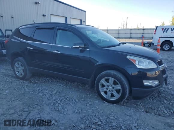 ✅ 2011 Chevrolet Traverse 1LT • VIN: 1GNKRGED5BJ382159 • Lot: 72938734. Wystawiony na Copart z przebiegiem 191 009 mil. Bezpłatny archiwum sprzedaży aukcyjnych z USA i szczegółowy raport historii pojazdu na DreamBid. Zdjęcie 4.