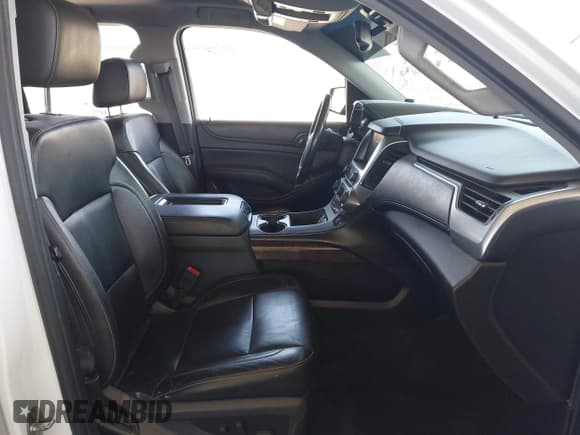 ✅ 2015 Chevrolet Suburban LT • VIN: 1GNSCJKC1FR137893 • Lot: 42602438. Wystawiony na IAAI z przebiegiem 157 441 mil. Bezpłatny archiwum sprzedaży aukcyjnych z USA i szczegółowy raport historii pojazdu na DreamBid. Zdjęcie 5.