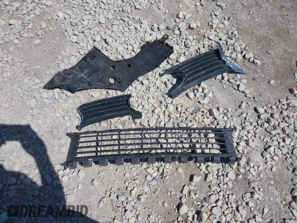 ✅ 2013 Lexus GS 350 • VIN: JTHCE1BL4D5017399 • Lot: 42006472. Listed on IAAI with 149,840 mi. Free auction sales archive from the USA and detailed vehicle history report at DreamBid. Image 12.