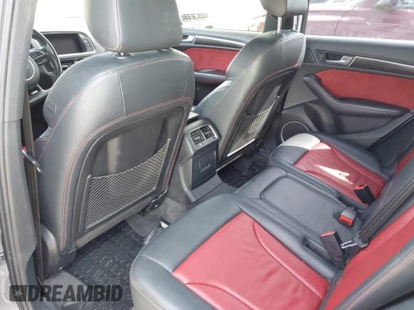 ✅ 2016 Audi SQ5 Premium Plus • VIN: WA1CCAFP3GA047083 • Lot: 42233291. Listed on IAAI with 122,382 mi. Free auction sales archive from the USA and detailed vehicle history report at DreamBid. Image 8.