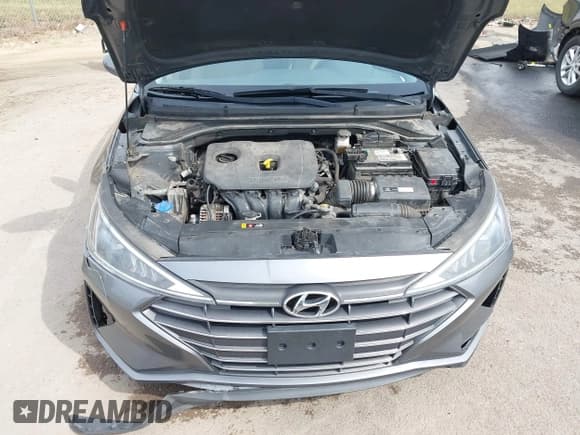 ✅ 2019 Hyundai Elantra SEL • VIN: 5NPD84LF2KH479688 • Lot: 43218077. Listed on IAAI with 136,107 mi. Free auction sales archive from the USA and detailed vehicle history report at DreamBid. Image 10.