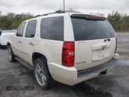 ✅ 2009 Chevrolet Tahoe LTZ • VIN: 1GNFC33089R294164 • Lot: 43839729. Wystawiony na IAAI z przebiegiem 253 292 mil. Bezpłatny archiwum sprzedaży aukcyjnych z USA i szczegółowy raport historii pojazdu na DreamBid. Zdjęcie 3.