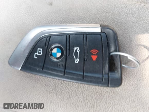 ✅ 2022 BMW 2 Series 228i • VIN: WBA53AK01N7K13261 • Lot: 42998411. Wystawiony na IAAI z przebiegiem 50 040 mil. Bezpłatny archiwum sprzedaży aukcyjnych z USA i szczegółowy raport historii pojazdu na DreamBid. Zdjęcie 11.