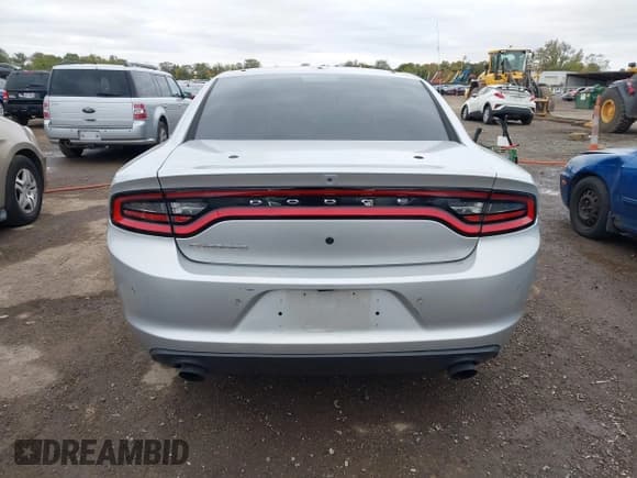 ✅ 2016 Dodge Charger Police • VIN: 2C3CDXATXGH266820 • Lot: 43494443. Listed on IAAI with 226,023 mi. Free auction sales archive from the USA and detailed vehicle history report at DreamBid. Image 16.