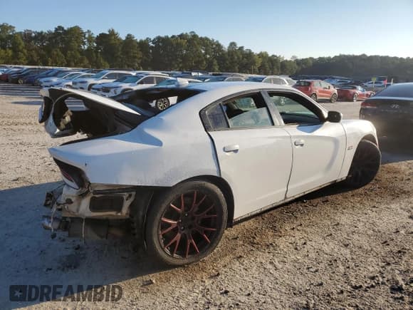 ✅ 2018 Dodge Charger R/T Scat Pack • VIN: 2C3CDXGJ8JH282804 • Lot: 71560795. Listed on Copart with 151,284 mi. Free auction sales archive from the USA and detailed vehicle history report at DreamBid. Image 3.