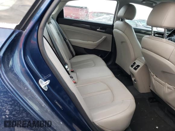 ✅ 2018 Hyundai Sonata Limited • VIN: 5NPE34AF0JH653097 • Lot: 39274743. Listed on Copart with 59,598 mi. Free auction sales archive from the USA and detailed vehicle history report at DreamBid. Image 10.