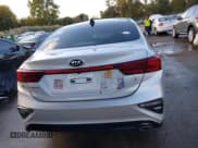 ✅ 2020 Kia Forte LXS • VIN: 3KPF24AD2LE196676 • Lot: 43523526. Listed on IAAI with 62,958 mi. Free auction sales archive from the USA and detailed vehicle history report at DreamBid. Image 16.