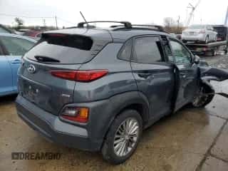 2020 Hyundai Kona SEL z VIN KM8K2CAA8LU491731, wystawiony jako Copart lot #70170082 z przebiegiem Nie podano mil oraz . Historia ofert i sprzedaży dostępna na DreamBid. Obrazek 3.