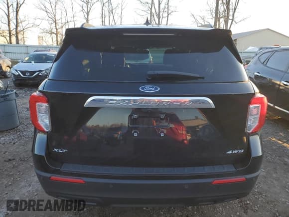 ✅ 2022 Ford Explorer XLT • VIN: 1FMSK8DH0NGA13469 • Лот: 93601505. Опубликован ранее на Copart с пробегом 75 821 миль. Бесплатный доступ к архиву аукционных продаж из США и подробный отчёт об истории автомобиля на DreamBid. Изображение 6.