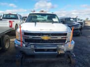 ✅ 2012 Chevrolet Silverado 2500HD • VIN: 1GB2KVCG3CZ337730 • Lot: 43269374. Wystawiony na IAAI z przebiegiem Nie podano. Bezpłatny archiwum sprzedaży aukcyjnych z USA i szczegółowy raport historii pojazdu na DreamBid. Zdjęcie 12.