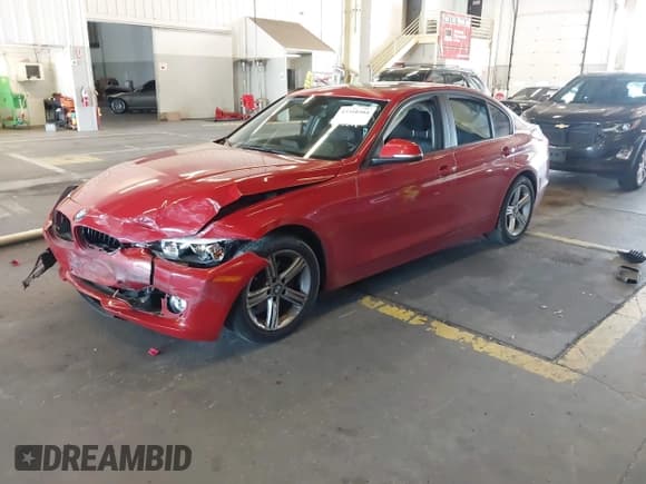 ✅ 2014 BMW 3 Series 328i • VIN: WBA3C1C58EK114743 • Lot: 43310304. Listed on IAAI with 116,359 mi. Free auction sales archive from the USA and detailed vehicle history report at DreamBid. Image 18.