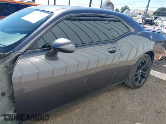 ✅ 2017 Dodge Challenger R/T Plus • VIN: 2C3CDZBT8HH600032 • Lot: 42173591. Listed on IAAI with 92,303 mi. Free auction sales archive from the USA and detailed vehicle history report at DreamBid. Image 15.