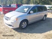 ✅ 2011 Dodge Grand Caravan Crew • VIN: 2D4RN5DG4BR657778 • Lot: 43113119. Wystawiony na IAAI z przebiegiem 181 335 mil. Bezpłatny archiwum sprzedaży aukcyjnych z USA i szczegółowy raport historii pojazdu na DreamBid. Zdjęcie 17.
