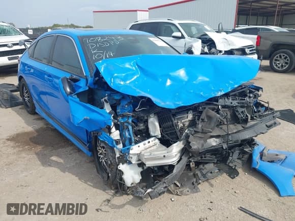 ✅ 2024 Honda Civic Sport Touring • VIN: 19XFL1H85RE023652 • Lot: 43469721. Listed on IAAI with 24,270 mi. Free auction sales archive from the USA and detailed vehicle history report at DreamBid. Image 1.
