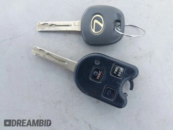 ✅ 2005 Lexus RX 330 • VIN: JTJGA31U850057551 • Lot: 43750485. Wystawiony na IAAI z przebiegiem 280 162 mil. Bezpłatny archiwum sprzedaży aukcyjnych z USA i szczegółowy raport historii pojazdu na DreamBid. Zdjęcie 11.