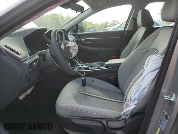 ✅ 2021 Hyundai Sonata SE • VIN: 5NPEG4JA5MH115735 • Lot: 82289815. Listed on Copart with 24,190 mi. Free auction sales archive from the USA and detailed vehicle history report at DreamBid. Image 7.