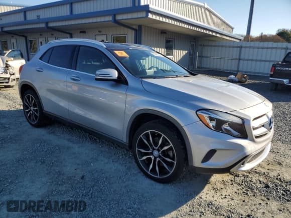 ✅ 2016 Mercedes-Benz GLA 250 • VIN: WDCTG4GB1GJ227543 • Lot: 85425355. Listed on Copart with 92,151 mi. Free auction sales archive from the USA and detailed vehicle history report at DreamBid. Image 4.