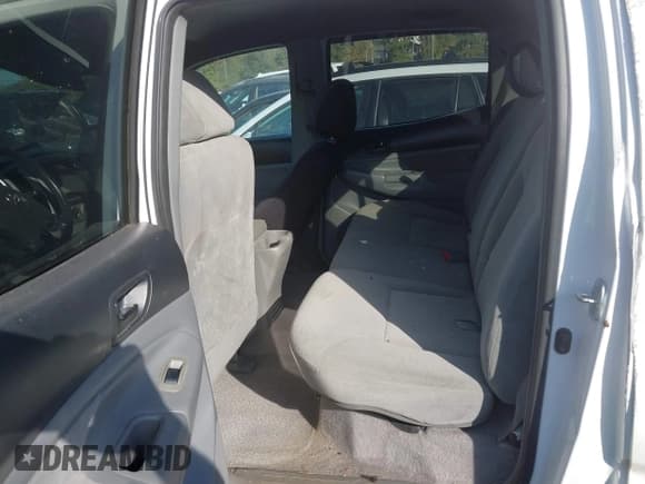 ✅ 2007 Toyota Tacoma PreRunner • VIN: 5TEJU62N27Z343052 • Lot: 43474182. Listed on IAAI with 202,629 mi. Free auction sales archive from the USA and detailed vehicle history report at DreamBid. Image 8.