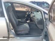 ✅ 2009 Honda Civic LX • VIN: 2HGFA16589H348865 • Lot: 43746048. Wystawiony na IAAI z przebiegiem 221 212 mil. Bezpłatny archiwum sprzedaży aukcyjnych z USA i szczegółowy raport historii pojazdu na DreamBid. Zdjęcie 5.