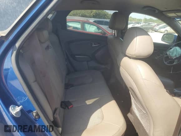 2014 Hyundai Tucson SE z VIN KM8JU3AG5EU925956, wystawiony jako Copart lot #81228635 z przebiegiem 160 392 mil mil oraz Szkoda całkowita • Salvage title. Historia ofert i sprzedaży dostępna na DreamBid. Obrazek 11.