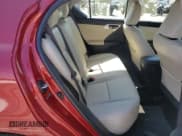 ✅ 2011 Lexus CT 200h • VIN: JTHKD5BH3B2018544 • Lot: 81994545. Wystawiony na Copart z przebiegiem 35 756 mil. Bezpłatny archiwum sprzedaży aukcyjnych z USA i szczegółowy raport historii pojazdu na DreamBid. Zdjęcie 10.