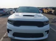 ✅ 2022 Dodge Durango R/T • VIN: 1C4SDJCT7NC206690 • Lot: 42879255. Wystawiony na IAAI z przebiegiem 31 385 mil. Bezpłatny archiwum sprzedaży aukcyjnych z USA i szczegółowy raport historii pojazdu na DreamBid. Zdjęcie 12.