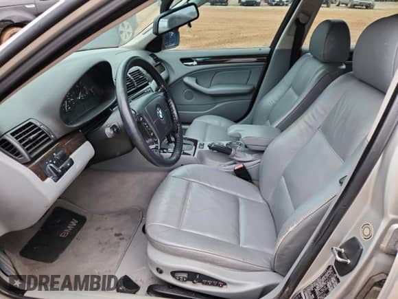 1999 BMW 3 Series 323i с VIN WBAAM3339XCA84036, выставлен на аукционе Copart как лот 90339095 с пробегом 220 028 миль миль и Чистый • Clean title. История ставок и продаж доступна на DreamBid. Изображение 7.