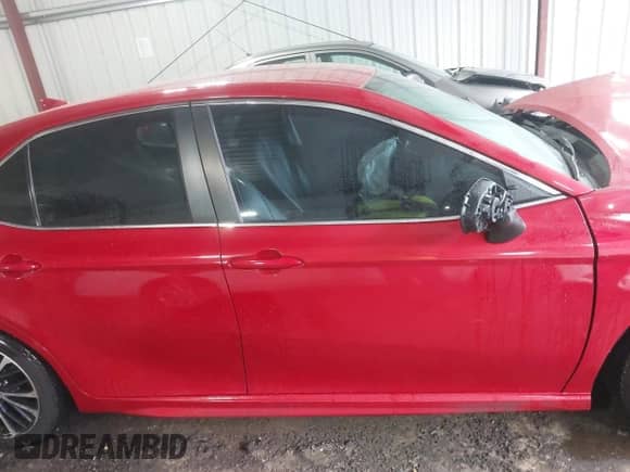 2019 Toyota Camry LE with VIN 4T1B11HK8KU172138, listed as a IAAI auction lot 42717796 with 171,445 mi miles and . Bid and sale history available at DreamBid. Image 14.