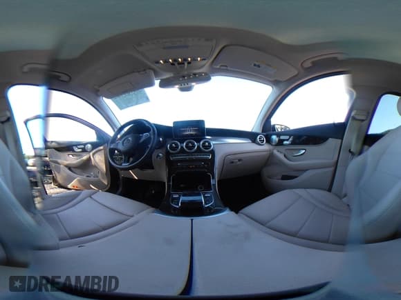 ✅ 2016 Mercedes-Benz GLC 300 • VIN: WDC0G4KB9GF073161 • Lot: 42939762. Wystawiony na IAAI z przebiegiem 38 402 mil. Bezpłatny archiwum sprzedaży aukcyjnych z USA i szczegółowy raport historii pojazdu na DreamBid. Zdjęcie 20.