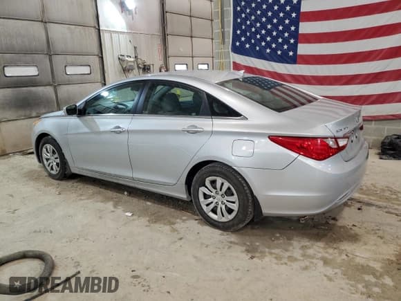 ✅ 2012 Hyundai Sonata GLS • VIN: 5NPEB4AC3CH488125 • Lot: 49345444. Listed on Copart with 104,566 mi. Free auction sales archive from the USA and detailed vehicle history report at DreamBid. Image 2.