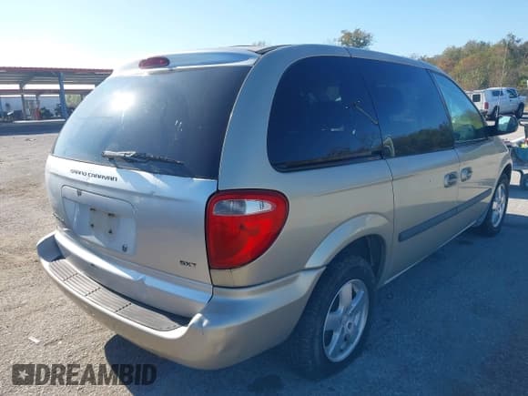 ✅ 2006 Dodge Caravan SXT • VIN: 1D4GP45R26B602097 • Lot: 43888656. Wystawiony na IAAI z przebiegiem 169 068 mil. Bezpłatny archiwum sprzedaży aukcyjnych z USA i szczegółowy raport historii pojazdu na DreamBid. Zdjęcie 4.