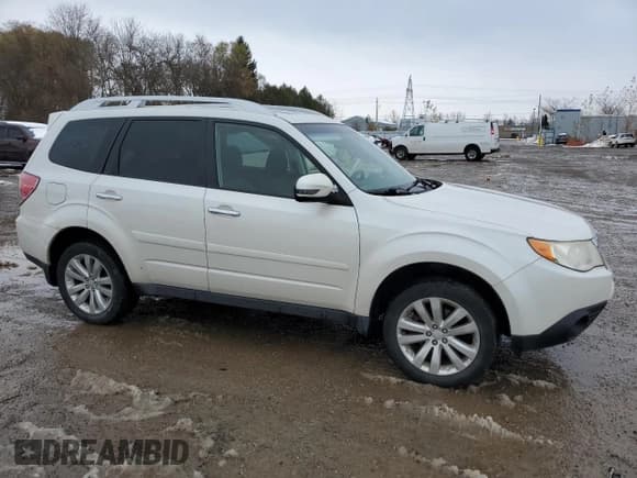 ✅ 2012 Subaru Forester X Limited • VIN: JF2SHCDC3CH453625 • Лот: 90125585. Опубликован ранее на Copart с пробегом 284 806 миль. Бесплатный доступ к архиву аукционных продаж из США и подробный отчёт об истории автомобиля на DreamBid. Изображение 4.