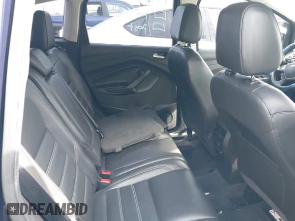 ✅ 2017 Ford C-Max Titanium • VIN: 1FADP5FU0HL102662 • Лот: 43686230. Опубликован ранее на IAAI с пробегом 106 957 миль. Бесплатный доступ к архиву аукционных продаж из США и подробный отчёт об истории автомобиля на DreamBid. Изображение 8.