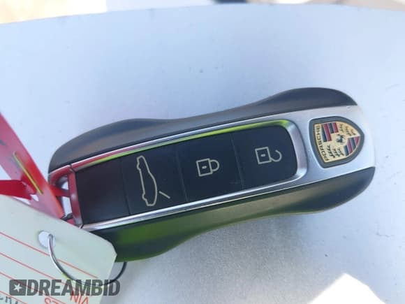 ✅ 2019 Porsche Panamera GTS • VIN: WP0AG2A74KL139332 • Lot: 42312117. Listed on IAAI with 46,428 mi. Free auction sales archive from the USA and detailed vehicle history report at DreamBid. Image 11.