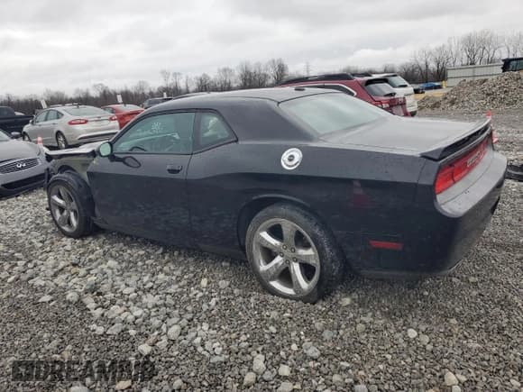 ✅ 2013 Dodge Challenger SXT • VIN: 2C3CDYAG5DH649214 • Lot: 83598444. Wystawiony na Copart z przebiegiem 140 955 mil. Bezpłatny archiwum sprzedaży aukcyjnych z USA i szczegółowy raport historii pojazdu na DreamBid. Zdjęcie 2.