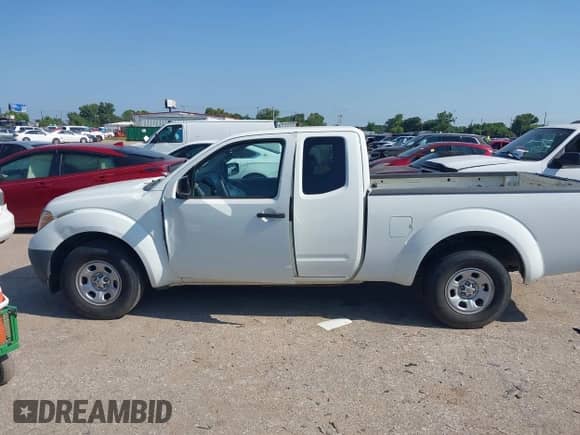 ✅ 2014 Nissan Frontier S • VIN: 1N6BD0CT8EN767329 • Lot: 43012470. Listed on IAAI with 172,575 mi miles. Access the free auction sales archive from the USA and view a detailed vehicle history report at DreamBid. Image 14.