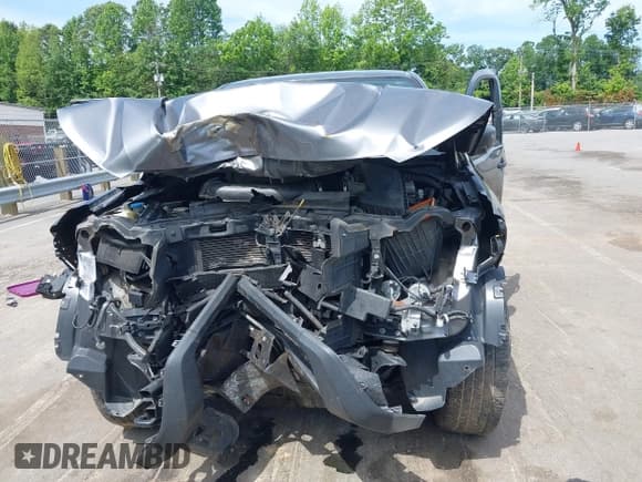 ✅ 2022 Nissan Frontier SV • VIN: 1N6ED1EK9NN633002 • Lot: 42298704. Listed on IAAI with 47,800 mi. Free auction sales archive from the USA and detailed vehicle history report at DreamBid. Image 11.