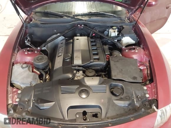 ✅ 2004 BMW Z4 2.5i • VIN: 4USBT335X4LS53530 • Lot: 43565325. Listed on IAAI with 100,330 mi. Free auction sales archive from the USA and detailed vehicle history report at DreamBid. Image 10.