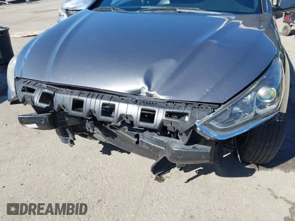 ✅ 2018 Hyundai Sonata Sport Plus • VIN: 5NPE34AF6JH649183 • Lot: 43494170. Listed on IAAI with 117,471 mi. Free auction sales archive from the USA and detailed vehicle history report at DreamBid. Image 6.