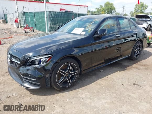 ✅ 2021 Mercedes-Benz C 300 • VIN: W1KWF8EB7MR616058 • Lot: 43017444. Wystawiony na IAAI z przebiegiem 67 905 mil. Bezpłatny archiwum sprzedaży aukcyjnych z USA i szczegółowy raport historii pojazdu na DreamBid. Zdjęcie 2.