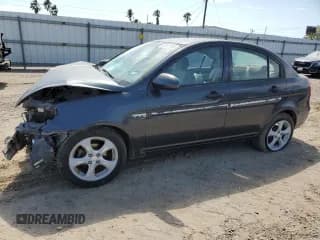 ✅ 2008 Hyundai Accent GLS • VIN: KMHCN46C98U243362 • Лот: 53572565. Опубликован ранее на Copart с пробегом 192 980 миль. Бесплатный доступ к архиву аукционных продаж из США и подробный отчёт об истории автомобиля на DreamBid. Изображение 1.