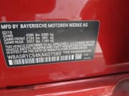 ✅ 2019 BMW 3 Series 330i • VIN: WBA5R1C54KAK07560 • Lot: 43295294. Wystawiony na IAAI z przebiegiem 76 457 mil. Bezpłatny archiwum sprzedaży aukcyjnych z USA i szczegółowy raport historii pojazdu na DreamBid. Zdjęcie 9.