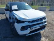 ✅ 2023 Jeep Compass Limited • VIN: 3C4NJDCN8PT534989 • Lot: 42061842. Wystawiony na IAAI z przebiegiem 19 031 mil. Bezpłatny archiwum sprzedaży aukcyjnych z USA i szczegółowy raport historii pojazdu na DreamBid. Zdjęcie 6.