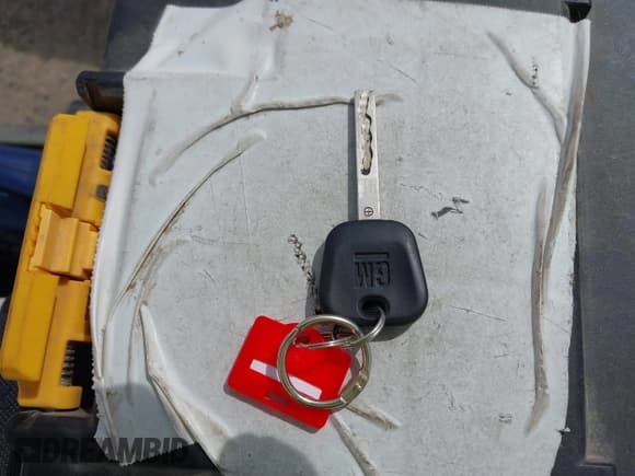 ✅ 2018 Chevrolet Express Cargo • VIN: 1GCWGAFP7J1343433 • Lot: 42780602. Wystawiony na IAAI z przebiegiem 121 170 mil. Bezpłatny archiwum sprzedaży aukcyjnych z USA i szczegółowy raport historii pojazdu na DreamBid. Zdjęcie 11.