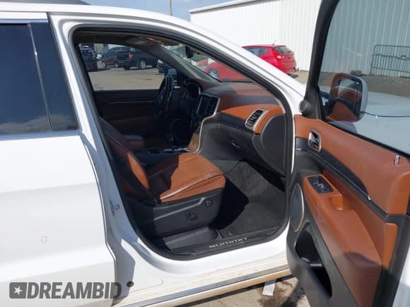 ✅ 2015 Jeep Grand Cherokee Summit • VIN: 1C4RJEJG5FC105296 • Lot: 43231201. Listed on IAAI with 124,311 mi. Free auction sales archive from the USA and detailed vehicle history report at DreamBid. Image 5.
