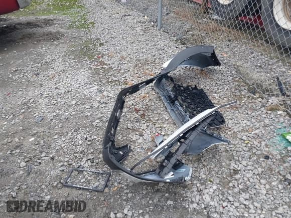 ✅ 2022 Hyundai Santa Fe SEL • VIN: 5NMS34AJ5NH441239 • Lot: 43424393. Wystawiony na IAAI z przebiegiem 31 746 mil. Bezpłatny archiwum sprzedaży aukcyjnych z USA i szczegółowy raport historii pojazdu na DreamBid. Zdjęcie 12.