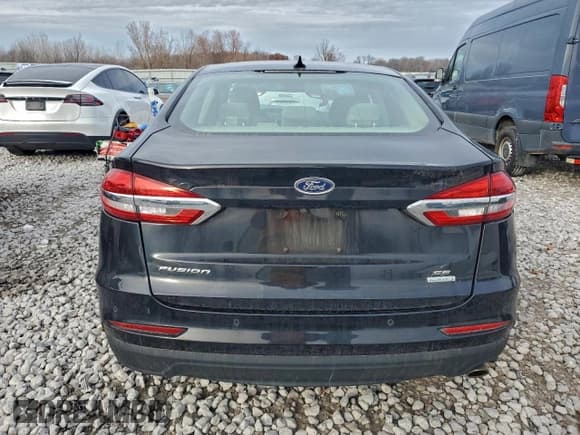 ✅ 2019 Ford Fusion SE • VIN: 3FA6P0HDXKR249640 • Lot: 93348275. Listed on Copart with 66,184 mi. Free auction sales archive from the USA and detailed vehicle history report at DreamBid. Image 6.